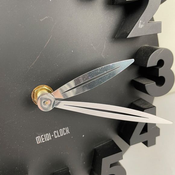 Meidi Clock Disney Mickey Mouse Black 3D Plastic Wall Hanging‎ 11" - Picture 5 of 7